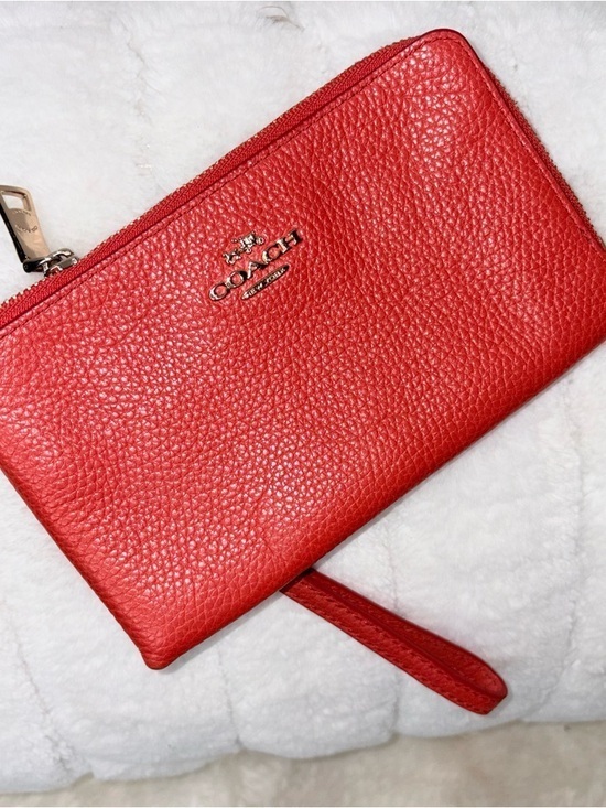 Coach Handbags - Coach orange Pebbled Leather Wristlet Clutch